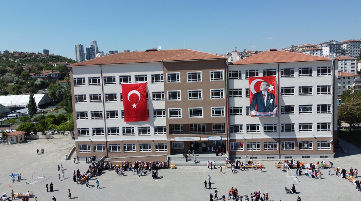 Osman Yüksel Serdengeçti Kız Anadolu İmam Hatip Lisesi Fotoğrafı
